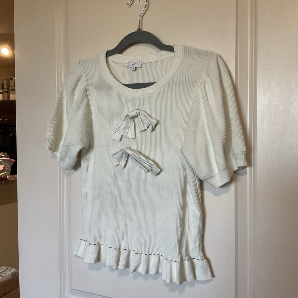WBY Cream Ribbed Knit Bow-Accent Short Sleeve Top